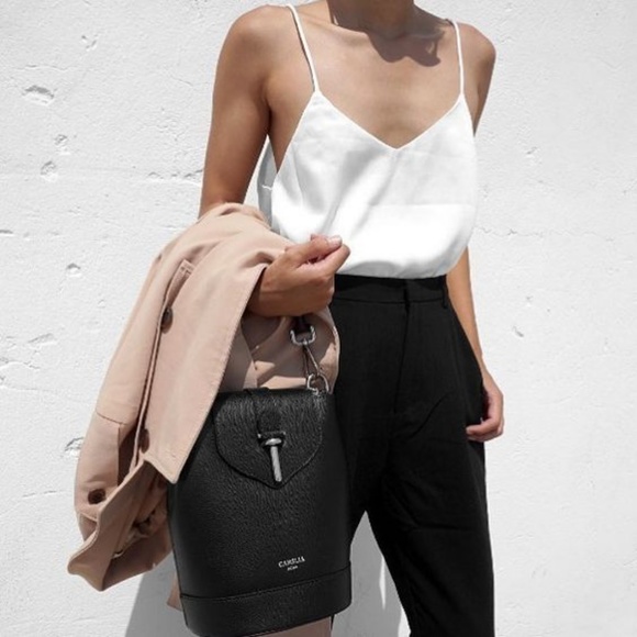 Neutral Mystery Box Of Tops - Picture 2 of 8